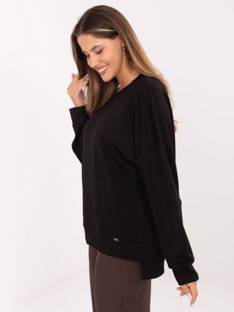 Czarna bluza damska oversize masełko – luźny fason typu basic