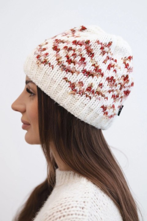 Czapka damska zimowa w kolorowe wzory z grubym ściągaczem K353 biały+czerwony