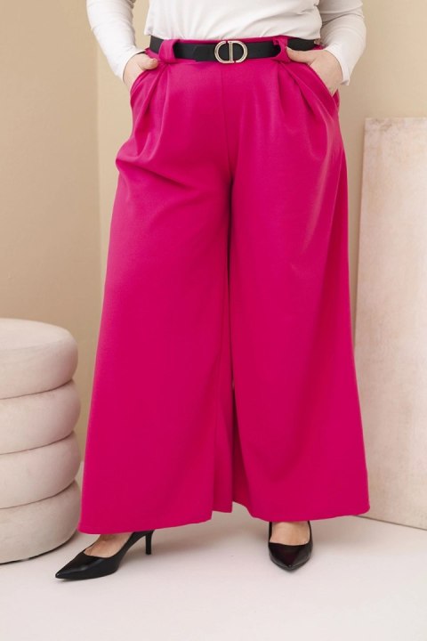 Eleganckie spodnie damskie Plus Size z wiskozy z szeroką nogawką i modelującym paskiem – fuksja