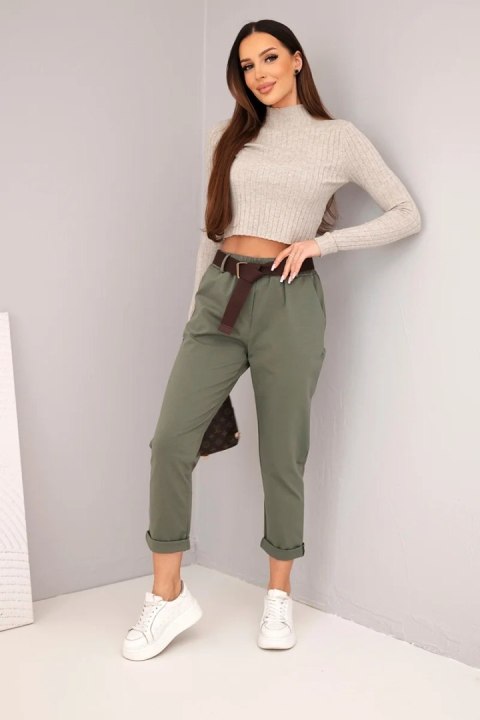 Bawełniane spodnie damskie w kolorze khaki z eleganckim paskiem i podwiniętymi nogawkami