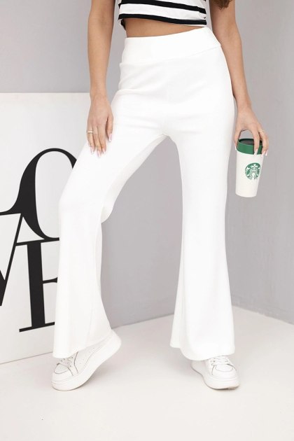 Spodnie damskie masełko z rozszerzaną nogawką ecru