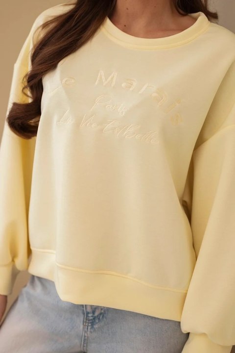 Bluza damska masełkowa z haftem o luźnym kroju żółta