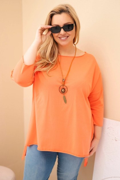 Bluzka damska bawełniana Plus Size asymetryczna z naszyjnikiem morelowa