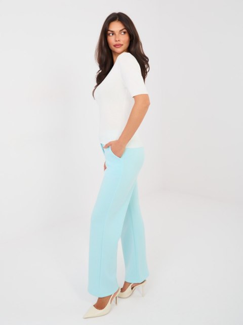 Spodnie masełko z prostymi nogawkami i wysokim stanem niebieskie