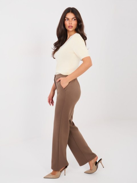 Spodnie masełko z prostymi nogawkami i wysokim stanem ciemno beżowe