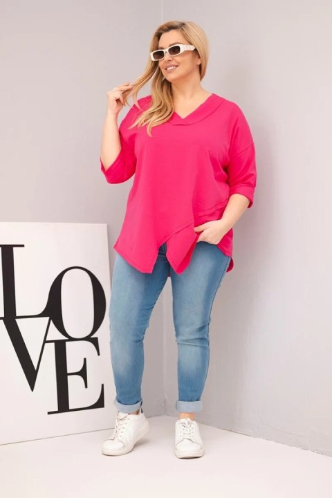 Bluzka damska bawełniana Plus Size z głębokim dekoltem V i asymetrycznym dołem fuksja
