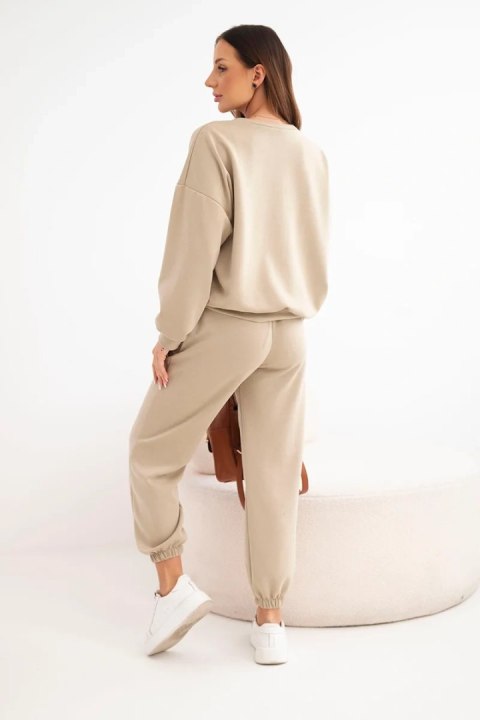 Komplet damski masełko z wycięciem w kształcie serca camelowy