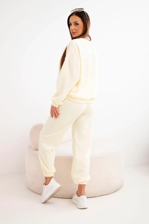 Komplet damski masełko z wycięciem w kształcie serca żółty