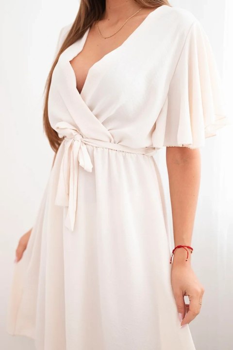 Sukienka z przekładanym dekoltem jasno beżowa