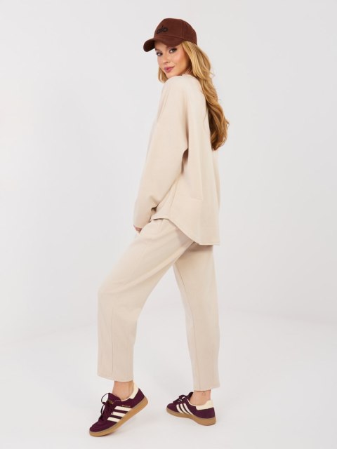 Komplet damski z naszywkami masełko beżowy