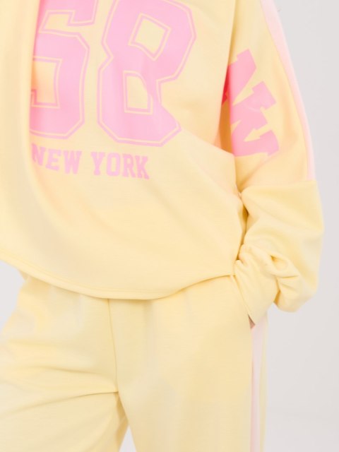 Komplet masełko  z lampasami  żółty