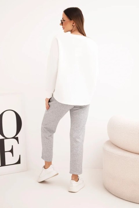 Komplet damski masełkowy z kontrastową kieszonką szary