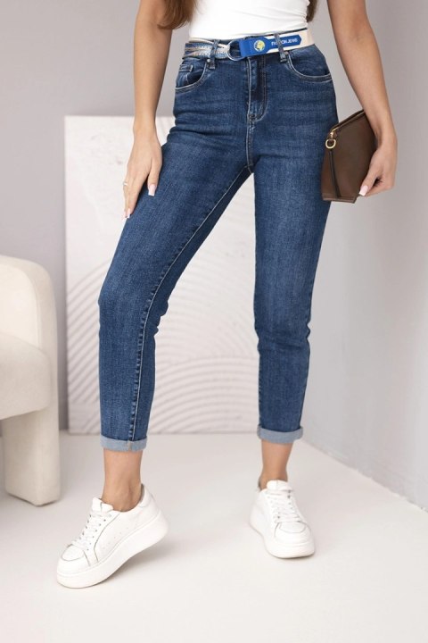 Spodnie damskie jeansowa Mom Fit z wysokim stanem i kontrastowym paskiem ciemno jeansowa