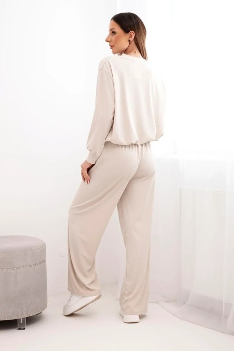Komplet damski wiskozowy bluza z wisiorkiem i szerokie spodnie beżowy