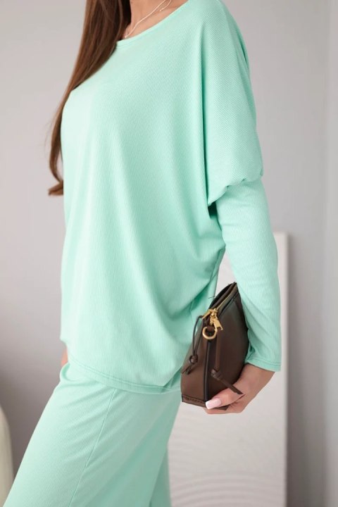 Komplet damski wiskozowy z luźną bluzką i spodniami miętowy