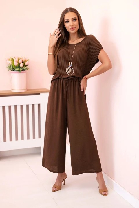 Brązowy komplet damski z plisowanej wiskozy