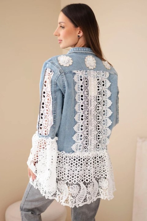 Kurtka jeansowa damska z bawełny i kwiatową koronką jasno jeansowa