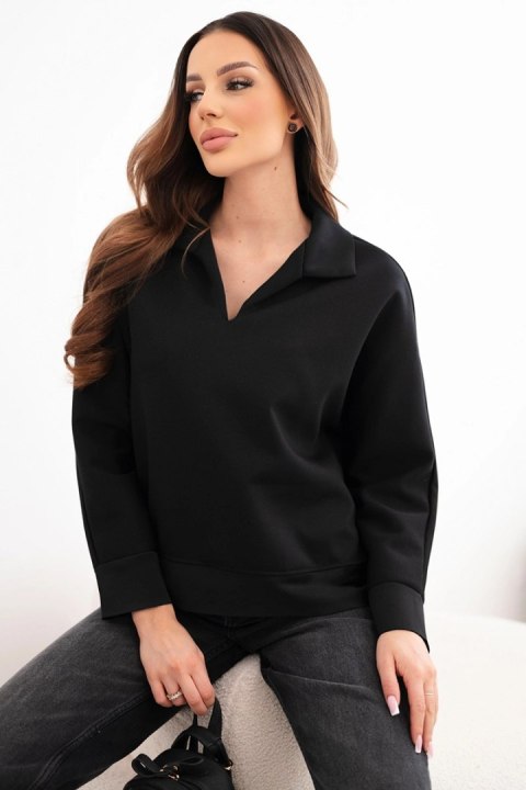 Czarna bluza masełkowa z wiskozy z kołnierzykiem i dekoltem V