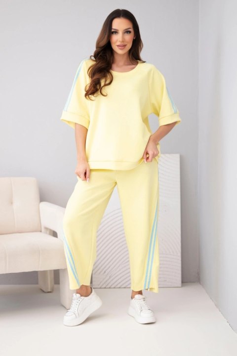 Żółty komplet damski masełko z wiskozy z lampasami