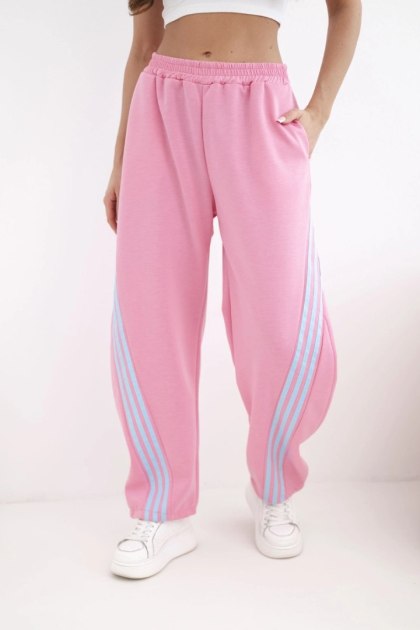 Spodnie damskie masełkowe z wiskozy z lampasem jasno różowe