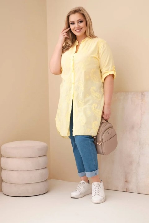 Sukienka damska Plus Size z haftem i podwijanym rękawem żółta