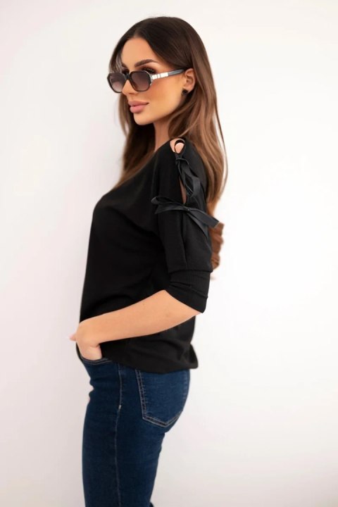 Bluzka damska wiskozowa z ozdobnymi wstążkami czarna