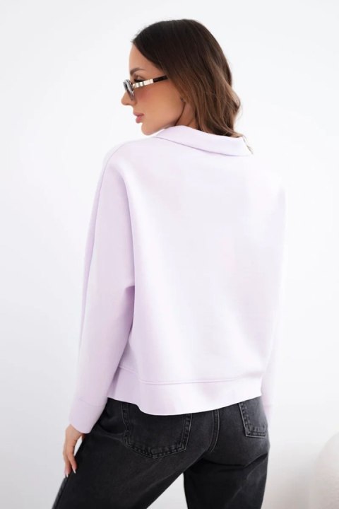Bluza damska masełkowa z wiskozy i z kołnierzykiem i dekoltem V jasno fioletowa