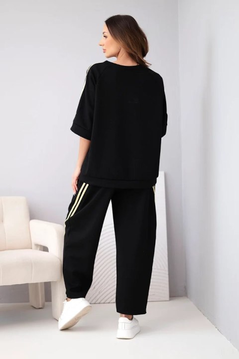 Komplet damski masełkowy z wiskozy bluza i spodnie z lampasami czarny