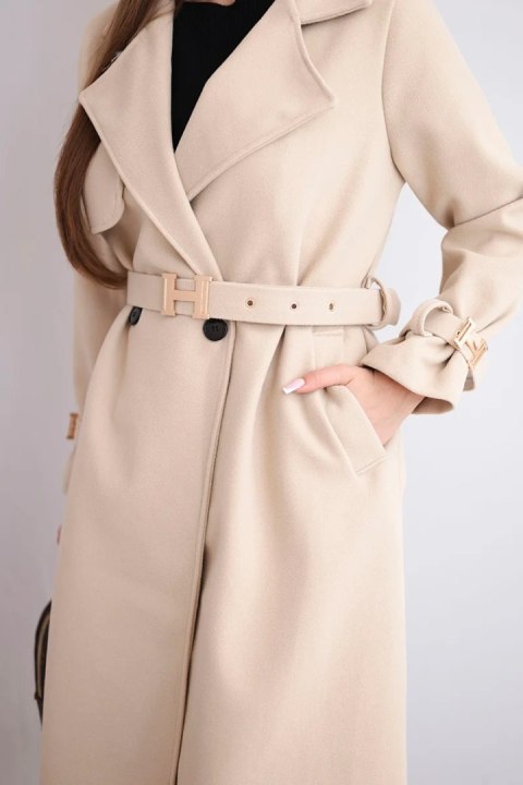 Płaszcz damski z paskiem i złotymi klamrami beżowy