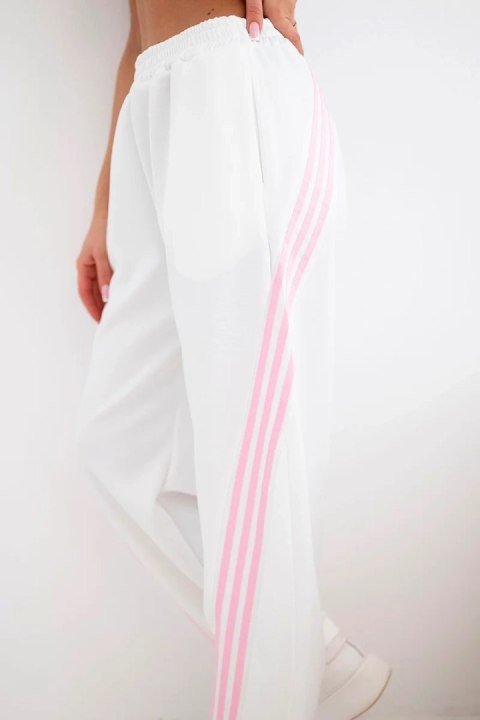 Spodnie damskie masełkowe z wiskozy z lampasem białe