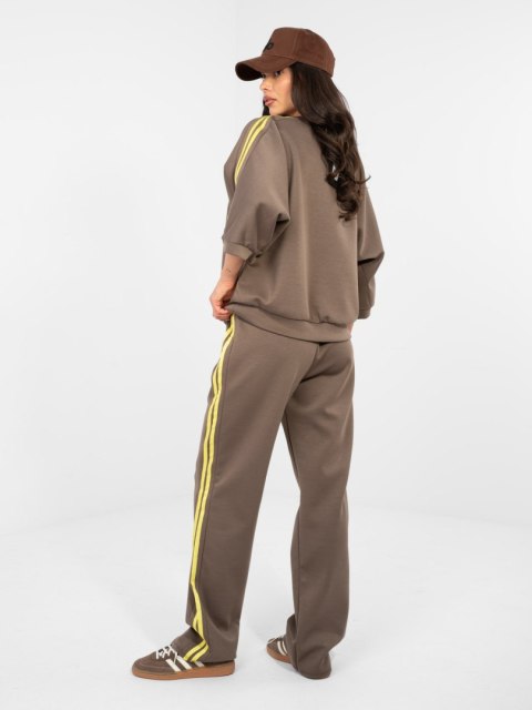 Komplet damski masełko z rękawem 3/4 i joggerami IT-KMPL-22215.77