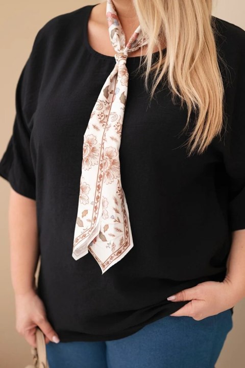 Bluzka damska wiskozowa Plus Size z krótkim rękawem i ozdobną apaszką czarna