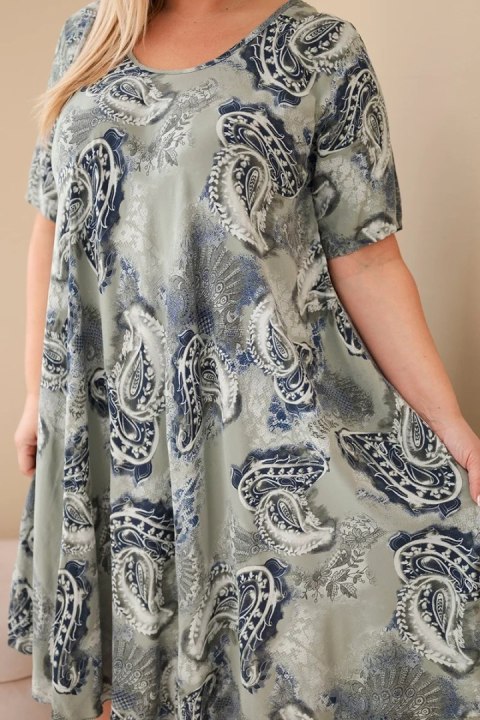 Sukienka damska wiskozowa Plus Size z krótkim rękawem i fasonem paisley khaki