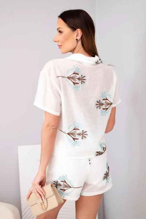 Komplet damski koszula z krótkim rękawem i spódnico-spodenki haftowane ecru