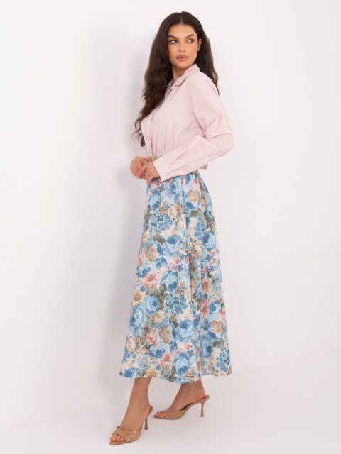 Jasno niebieska elegancka spódnica w kwiaty