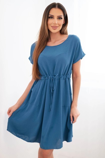 Sukienka damska z krótkim rękawem i wiązaniem w pasie jeansowa