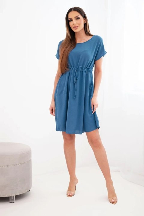 Sukienka damska o wyglądzie jeansu z wiązaniem w pasie
