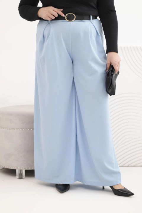 Niebieskie spodnie damskie Plus Size z szeroką nogawką