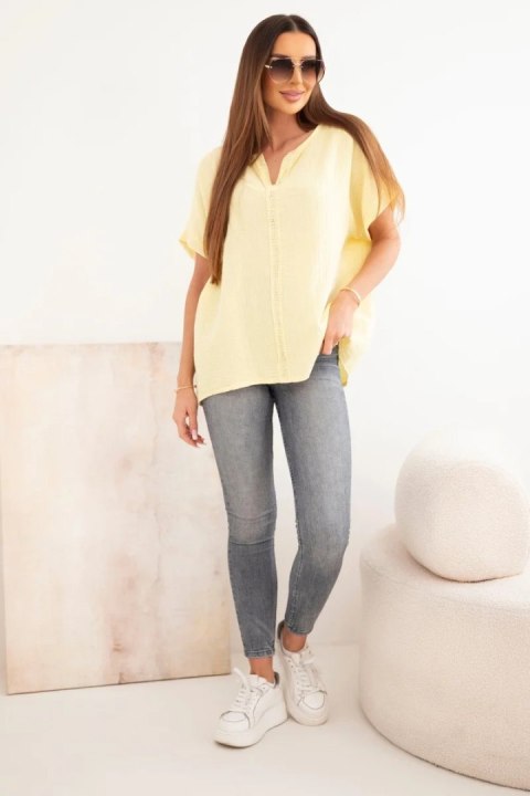 Bluzka damska bawełniana muślinowa oversize z dekoltem V i koronką żółta