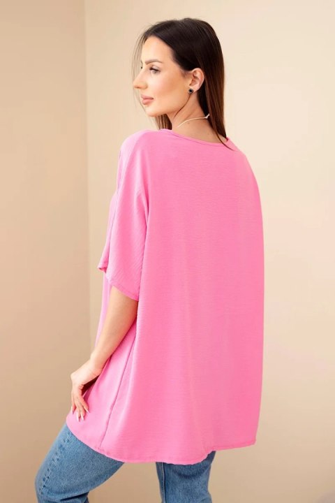 Bluzka oversize z wisiorkiem różowa