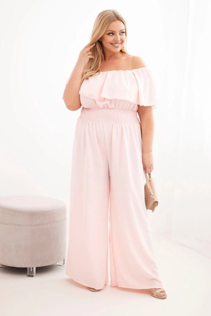 Kombinezon damski wiskozowy Plus Size hiszpanka z falbaną i szeroką nogawką pudrowy róż