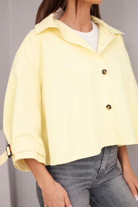 Kurtka damska wiosenna bawełniana zapinana na guziki z kołnierzem żółta