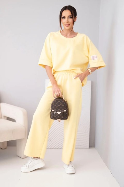 Komplet damski masełkowy z wiskozy bluza i szerokie spodnie ciemny żółty