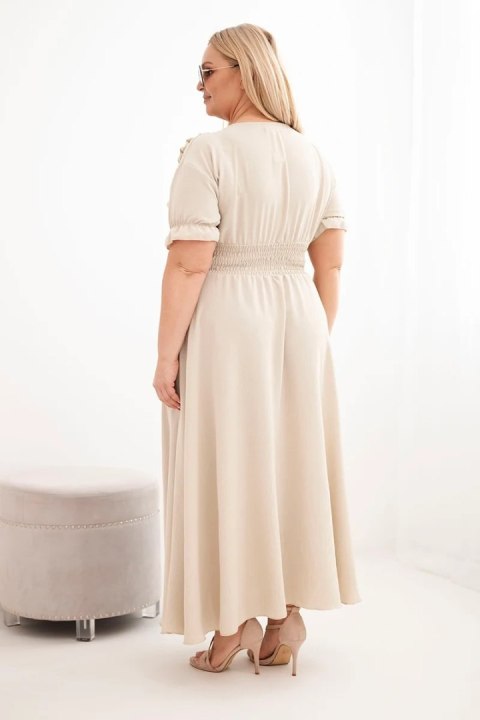 Sukienka damska wiskozowa Plus Size z dekoltem V i marszczoną talią ciemno beżowa