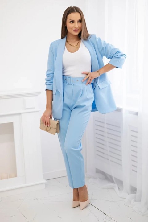 Niebieski komplet garniturowy z dłuższą marynarką i prostymi spodniami