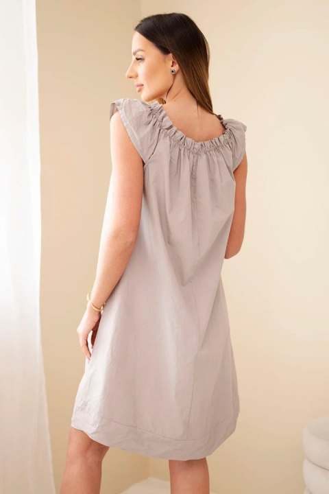 Sukienka damska bawełniana z marszczonym dekoltem i falbanką fango