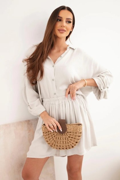 Komplet damski wiskozowy koszula z guzikami i luźne spodenki beżowy