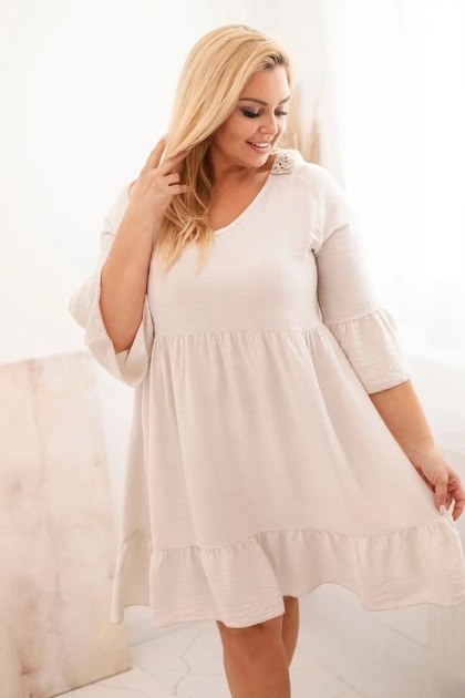 Sukienka damska Plus Size wiskozowa z ażurowym zdobieniem beżowa
