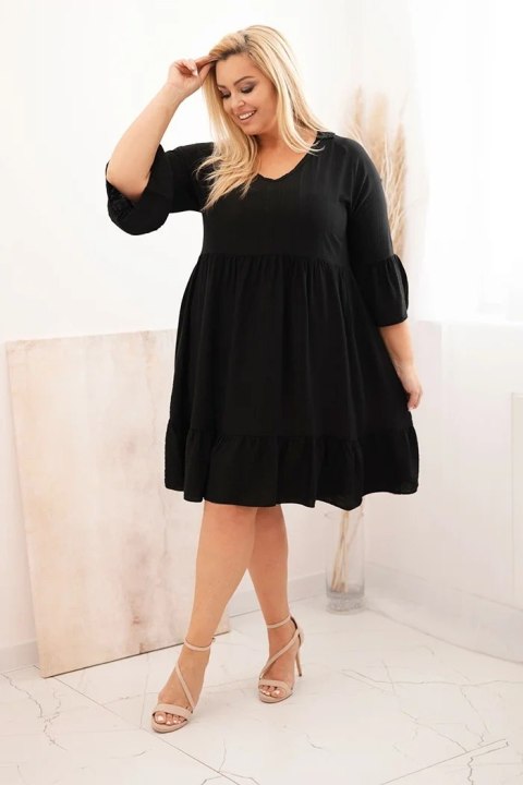 Czarna sukienka wiskozowa Plus Size z falbanami i ażurowym wykończeniem