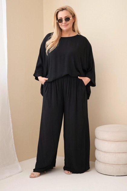 Komplet damski Plus Size wiskozowy z szerokimi spodniami i bluzką czarny